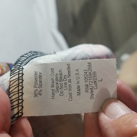 H.I.P Sleeveless Top size L - Picture 5 of 5